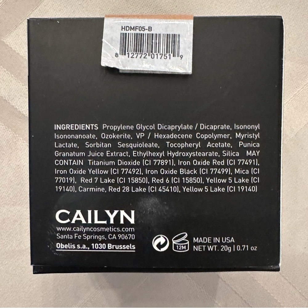 Cailyn Super HD Pro Coverage Foundation - Terra Cotta - Picture 9 of 13